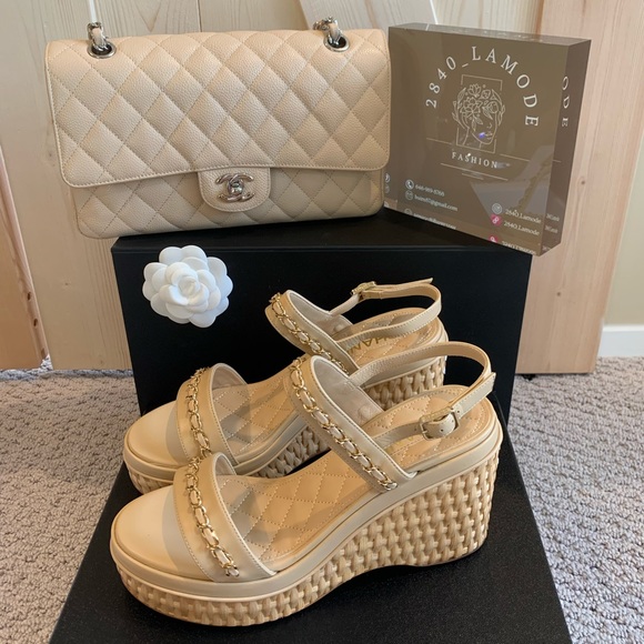 COPY - Chanel sandals in size 39. Beggie color. - Picture 5 of 9